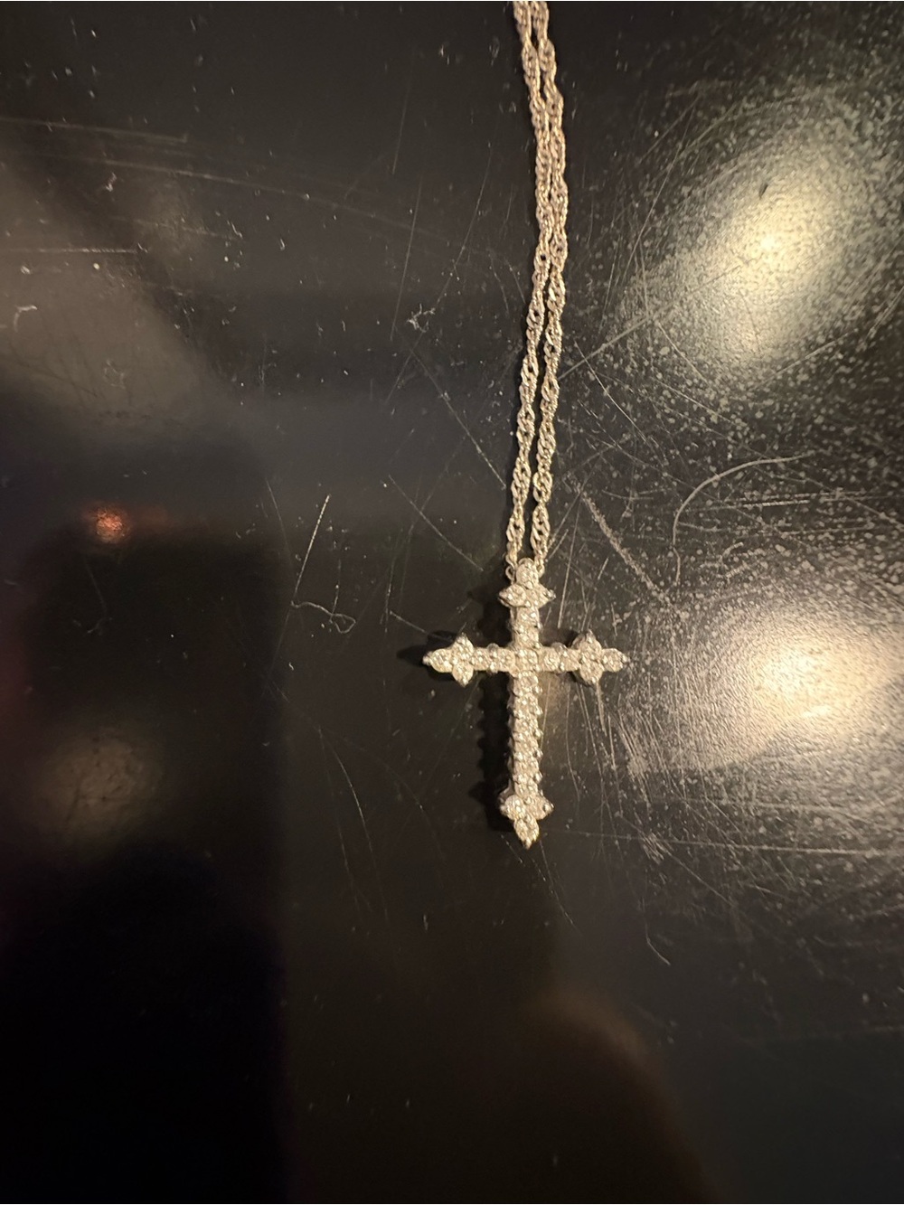 14k white gold  Cross Pendant Necklace with diamonds w 10k white gold 20in chain
